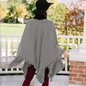 Houndstooth Poncho